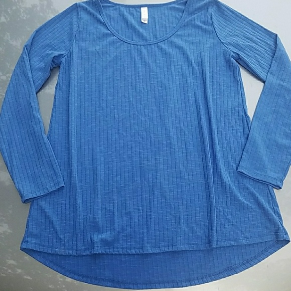 LuLaRoe Tops - LuLaRoe Top